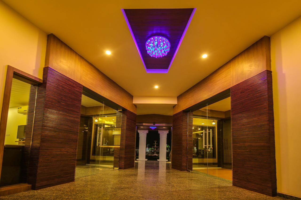 Saubhagya Inn International 勒克瑙 外观 照片