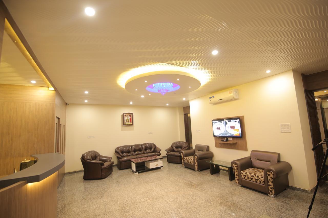 Saubhagya Inn International 勒克瑙 外观 照片