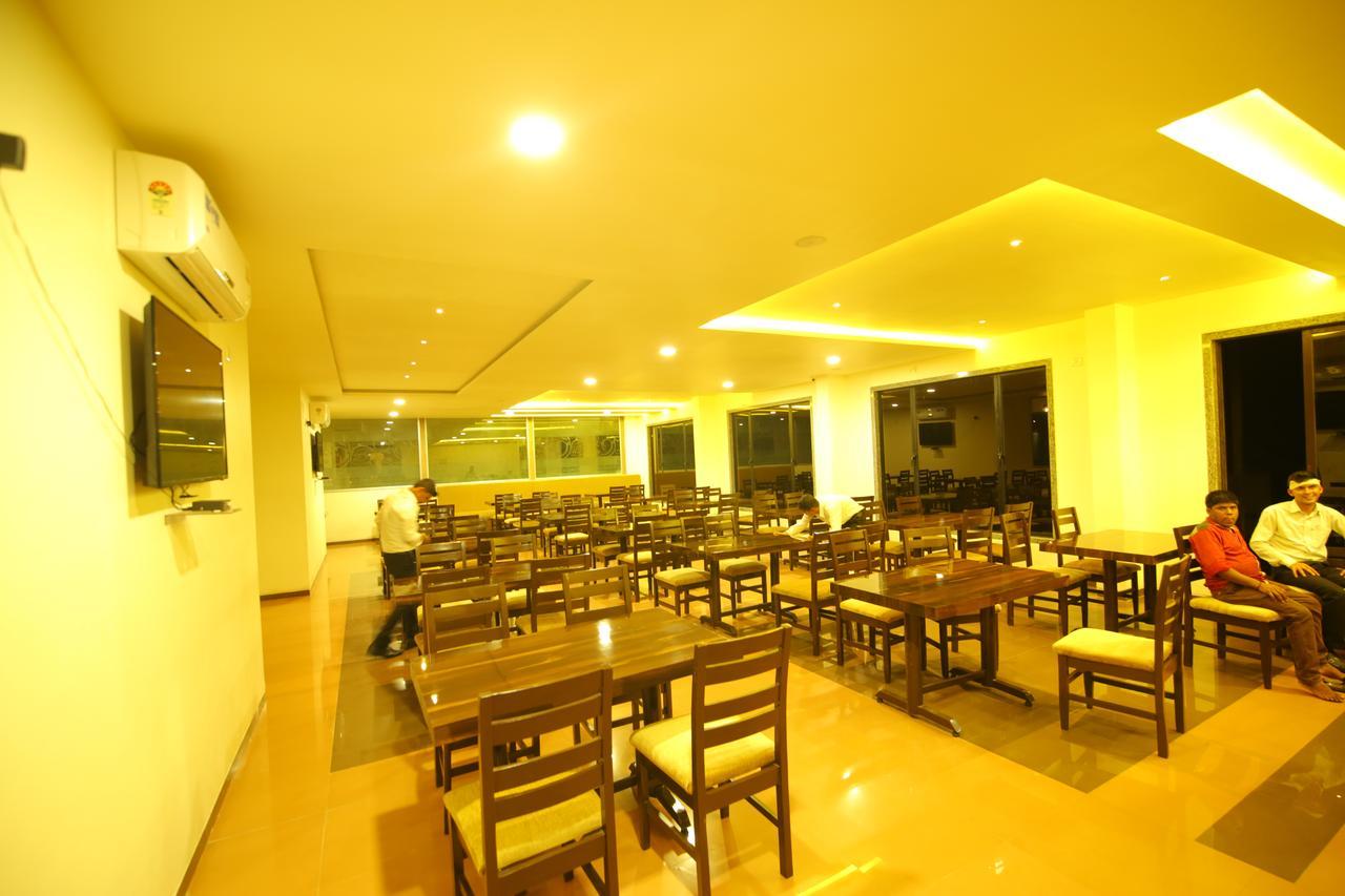 Saubhagya Inn International 勒克瑙 外观 照片
