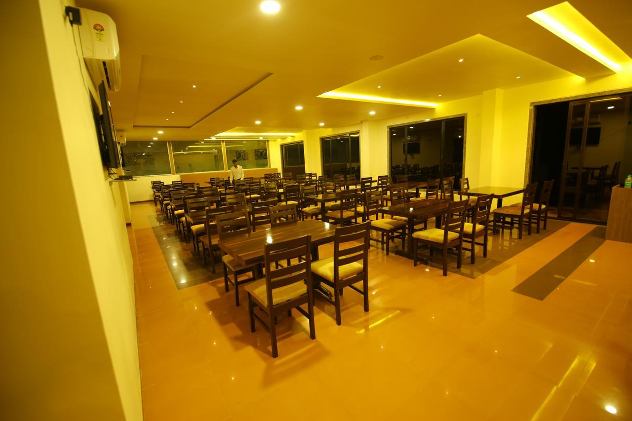 Saubhagya Inn International 勒克瑙 外观 照片