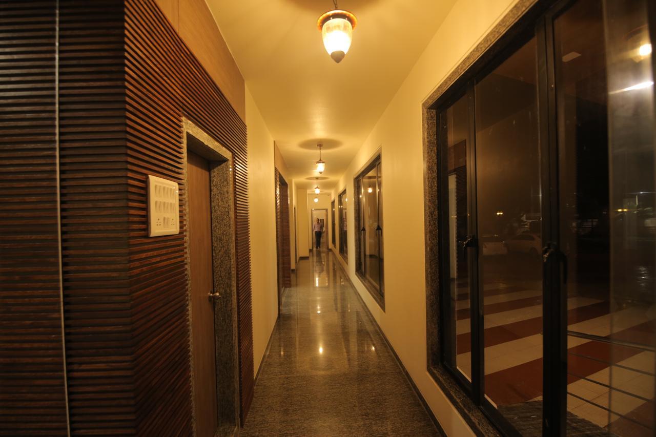 Saubhagya Inn International 勒克瑙 外观 照片